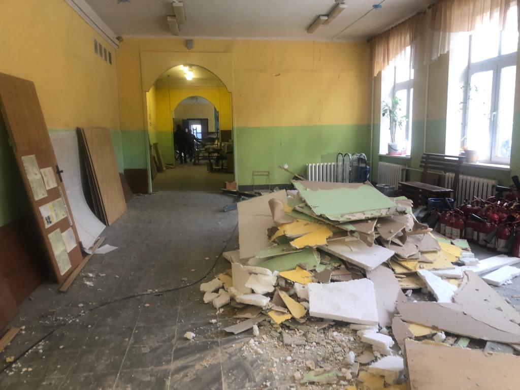 Демонтаж в школьном помещении